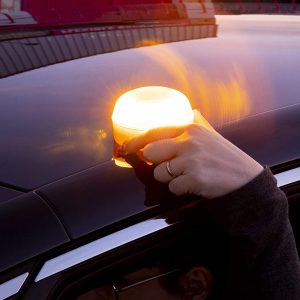 baliza-luz-emergencia-coche-v16-señal-homologada-motorkit-7